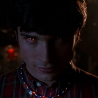 Clark Kent (Red Kryptonite Ring)